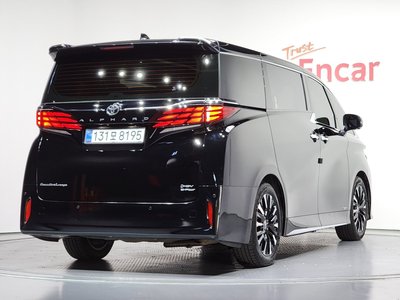 TOYOTA ALPHARD - 5