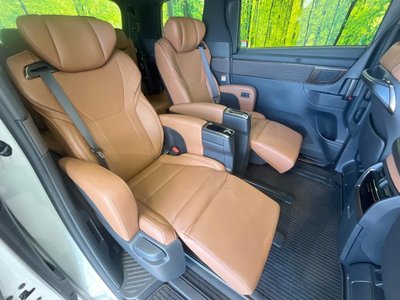 2025 Toyota VELLFIRE — фото 9