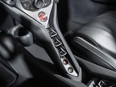 2021 Mclaren 720S SPIDER — миниатюра 19