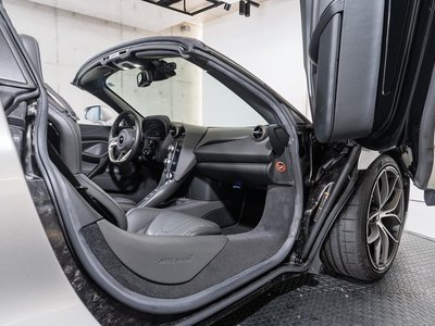 صورة 9 لـ 2021 Mclaren 720S SPIDER