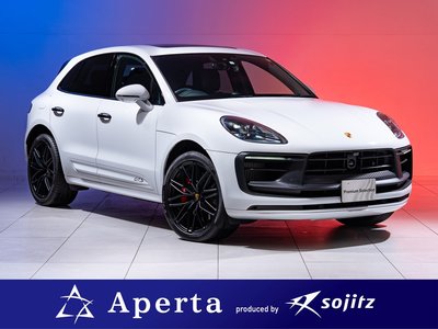 PORSCHE MACAN - 1