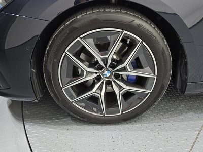 2025 BMW 5 SERIES 照片 6