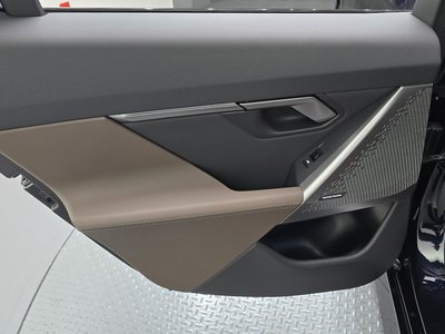 صورة مصغرة 15 لـ 2025 BMW 5 SERIES