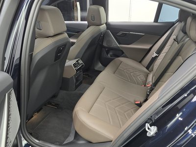 صورة مصغرة 17 لـ 2025 BMW 5 SERIES
