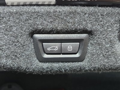 صورة مصغرة 25 لـ 2025 BMW 5 SERIES