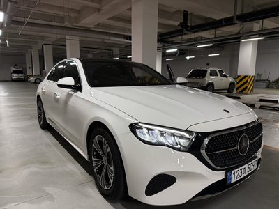 MERCEDES-BENZ E-CLASS