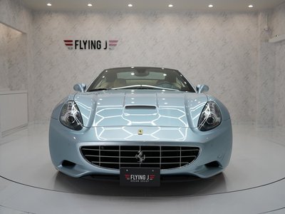 FERRARI CALIFORNIA 30