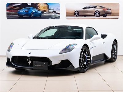 MASERATI MC20 - 4