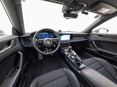 2025 Porsche 911 thumbnail 22