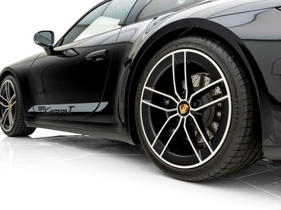 2025 Porsche 911 thumbnail 14
