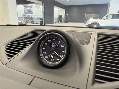 2023 Porsche MACAN thumbnail 23