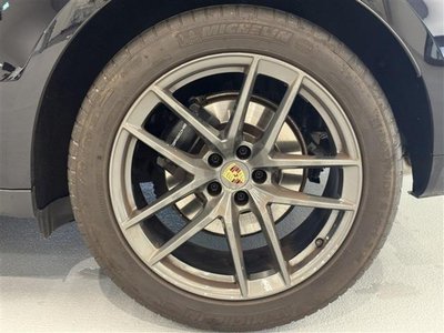 2023 Porsche MACAN thumbnail 11