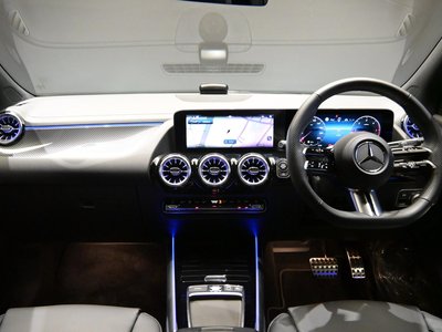 2025 Mercedes-BENZ GLA 缩略图 47