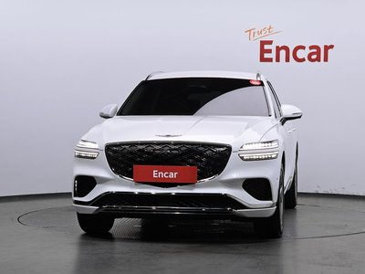 صورة 2 لـ 2024 Genesis GV70