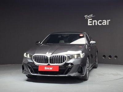 BMW 5 SERIES - 2