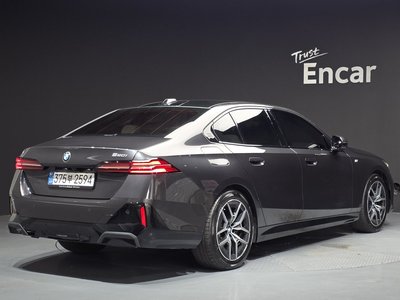 BMW 5 SERIES - 3