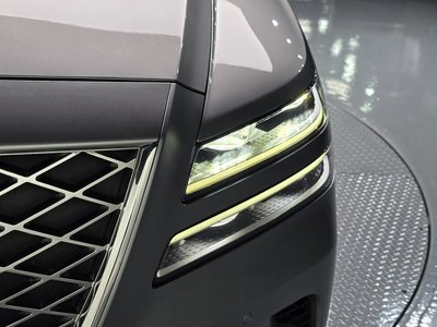 صورة 9 لـ 2022 Genesis GV80