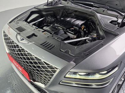 صورة 7 لـ 2022 Genesis GV80