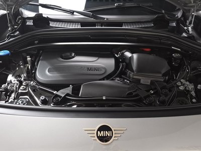 MINI COUNTRYMAN - 8