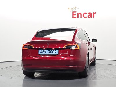 TESLA MODEL 3 - 4