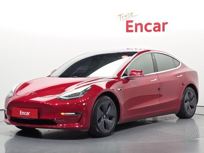 TESLA MODEL 3 - 1