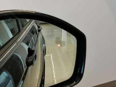 2024 LAND Rover DISCOVERY SPORT — миниатюра 19