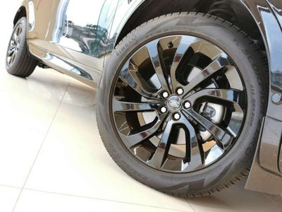 2024 LAND Rover DISCOVERY SPORT photo 4