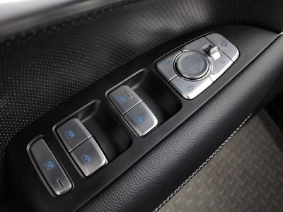 صورة مصغرة 30 لـ 2025 Genesis THE NEW G70