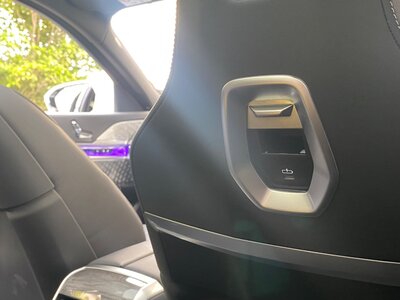 BMW I7 2024 thumbnail 36