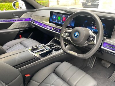 BMW I7 2024 thumbnail 57