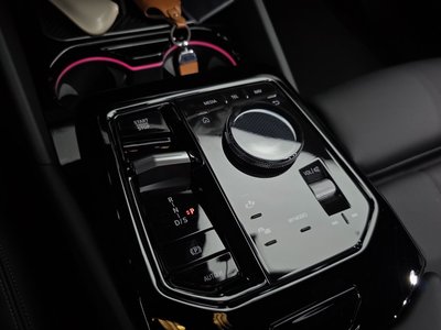BMW 5 SERIES - 9