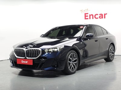 BMW 5 SERIES - 1