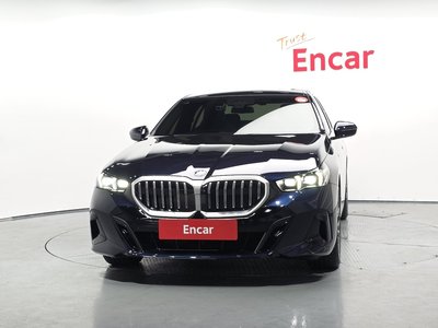 BMW 5 SERIES - 2