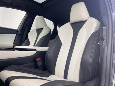 صورة مصغرة 25 لـ 2024 Lexus NX