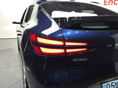 صورة 10 لـ 2021 Genesis GV60