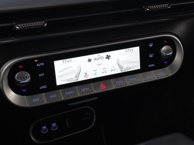 2021 Genesis GV60 — миниатюра 31