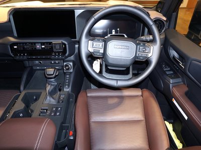 2025 Toyota LAND CRUISER 250 — миниатюра 25