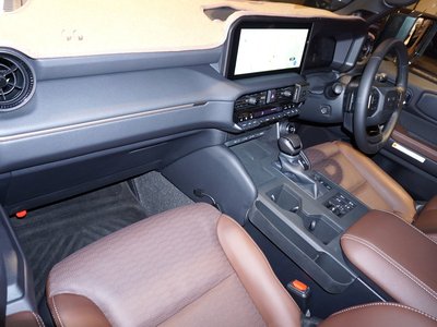 2025 Toyota LAND CRUISER 250 — миниатюра 24