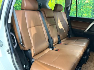 TOYOTA LAND CRUISER PRADO - 9