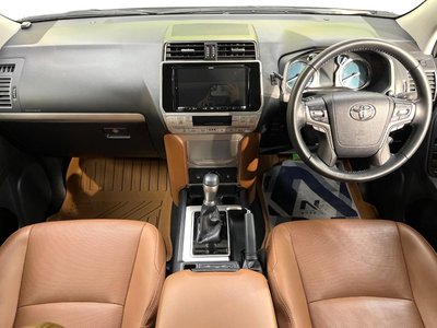 TOYOTA LAND CRUISER PRADO - 2