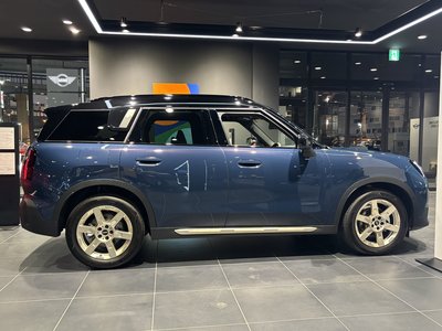 MINI MINI COUNTRYMAN - 5