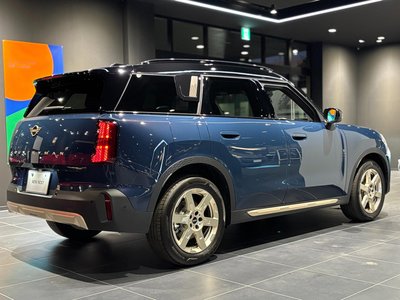 MINI MINI COUNTRYMAN - 4