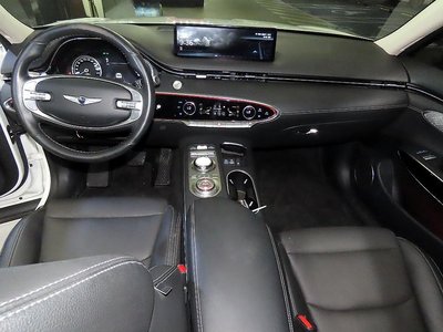 2022 Genesis GV70 photo 10