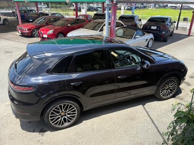 2018 Porsche CAYENNE thumbnail 29