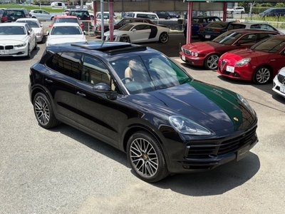 2018 Porsche CAYENNE thumbnail 27