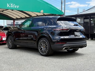 2018 Porsche CAYENNE thumbnail 11