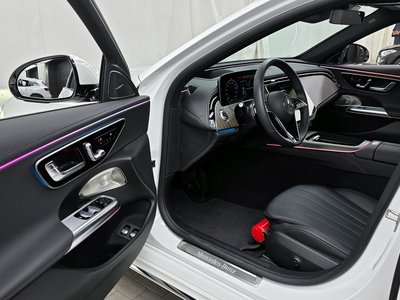 MERCEDES-BENZ E-CLASS - 10