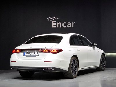 MERCEDES-BENZ E-CLASS - 3