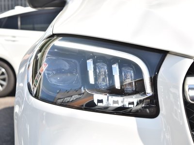 MERCEDES-BENZ GLS - 10