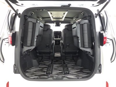 2025 Toyota ALPHARD 缩略图 21